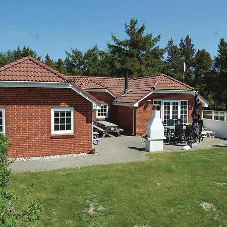 Stunning In With Kitchen * Blavand